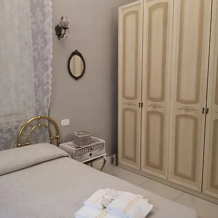 Liberty Ofelia Locazioni Brevi Maison d'hôtes Cagliari