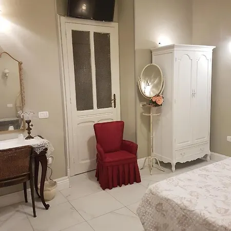 Liberty Ofelia Locazioni Brevi 칼리아리