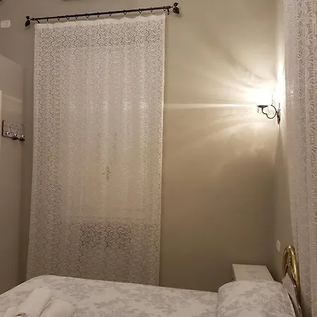 Liberty Ofelia Locazioni Brevi 게스트하우스 칼리아리