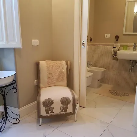 Liberty Ofelia Locazioni Brevi 게스트하우스 3*