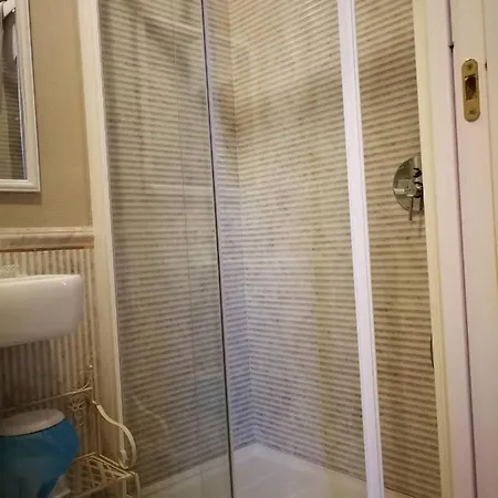 Liberty Ofelia Locazioni Brevi 칼리아리