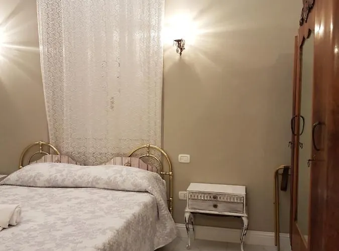 Liberty Ofelia Locazioni Brevi Casa de hóspedes 3*