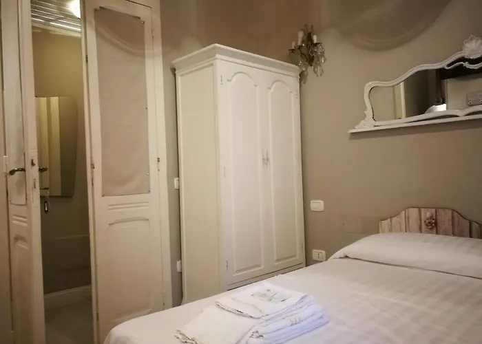 Casa de hóspedes Liberty Ofelia Locazioni Brevi 3*
