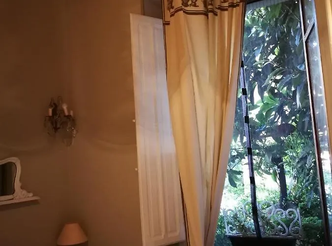 Casa de hóspedes Liberty Ofelia Locazioni Brevi